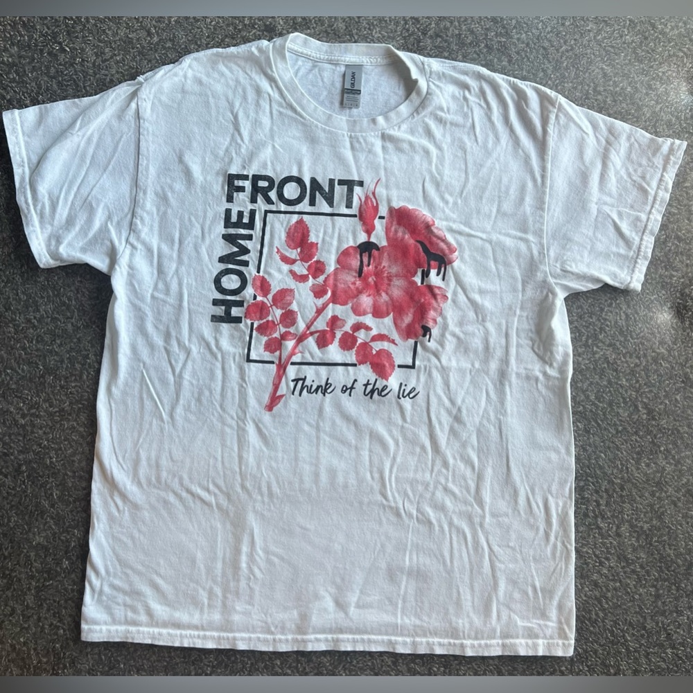 Home Front Think of the Lie white t-shirt Size L Screenprinted on 100% cotton
